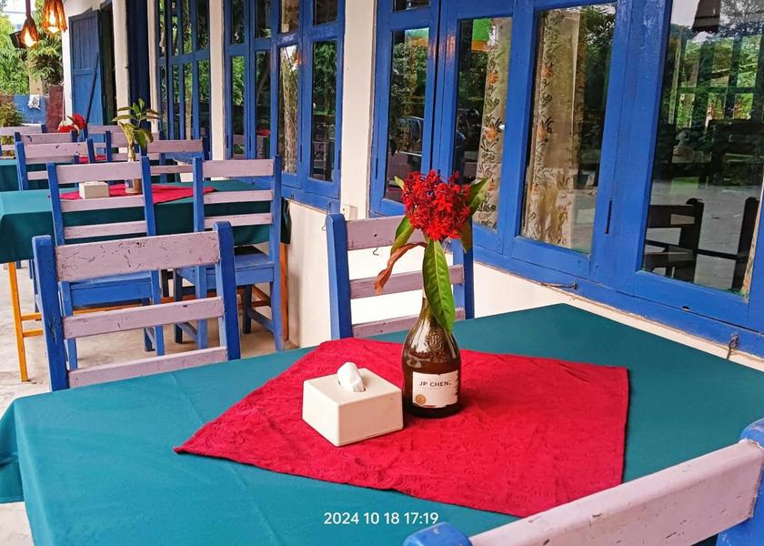 Bagmati Sauraha Restaurant