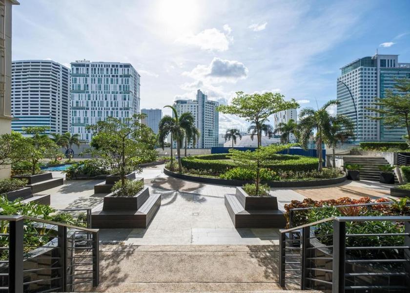 New York Quezon City Exterior view