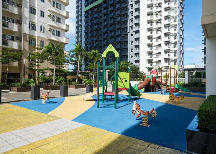 New York Quezon City Playground