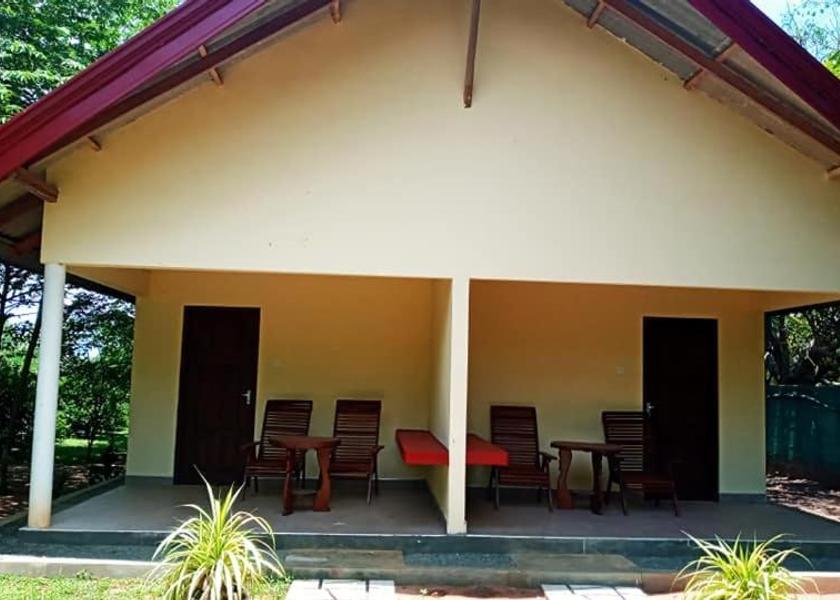North Central Province Nochchiyagama Balcony/terrace