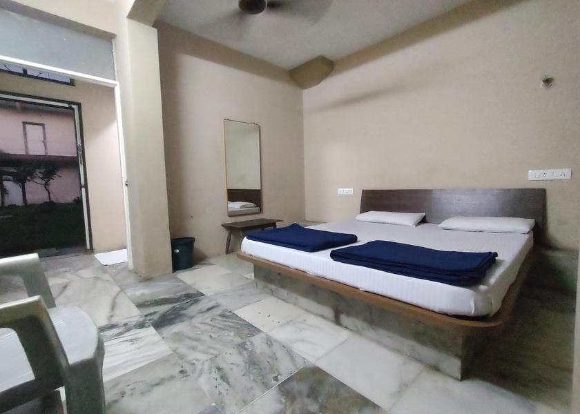 Gujarat Junagadh Standard Non-Ac Room