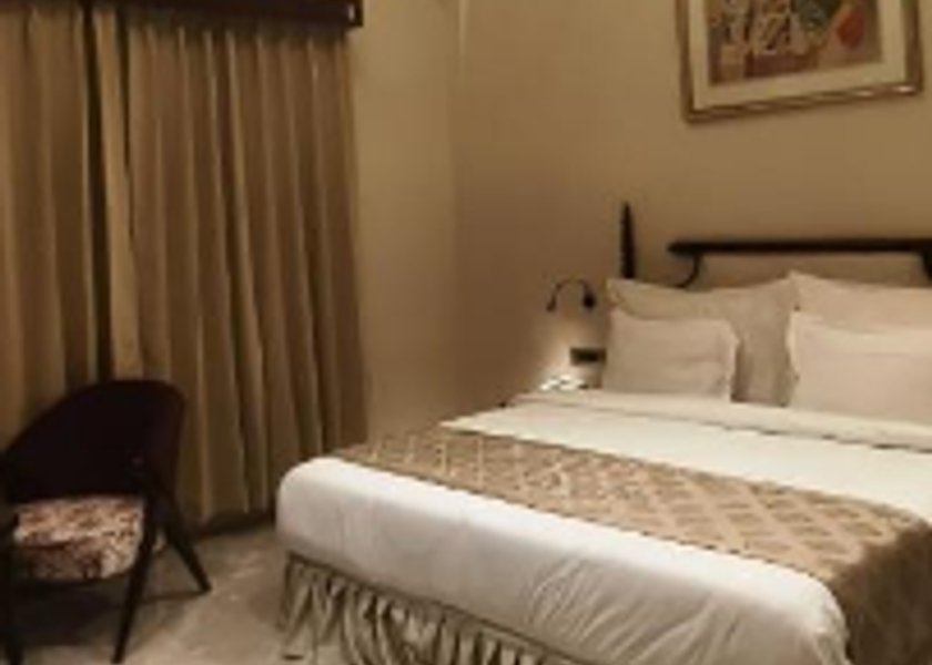 Uttar Pradesh Ayodhya Executive King Cottage Room