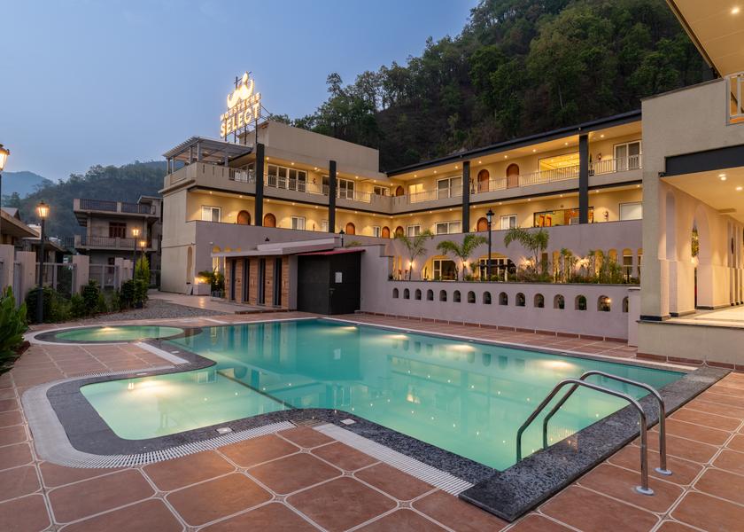 Uttarakhand Rishikesh Hotel Exterior