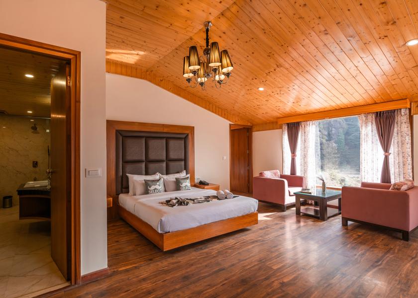 Himachal Pradesh Manali Superior Family Room