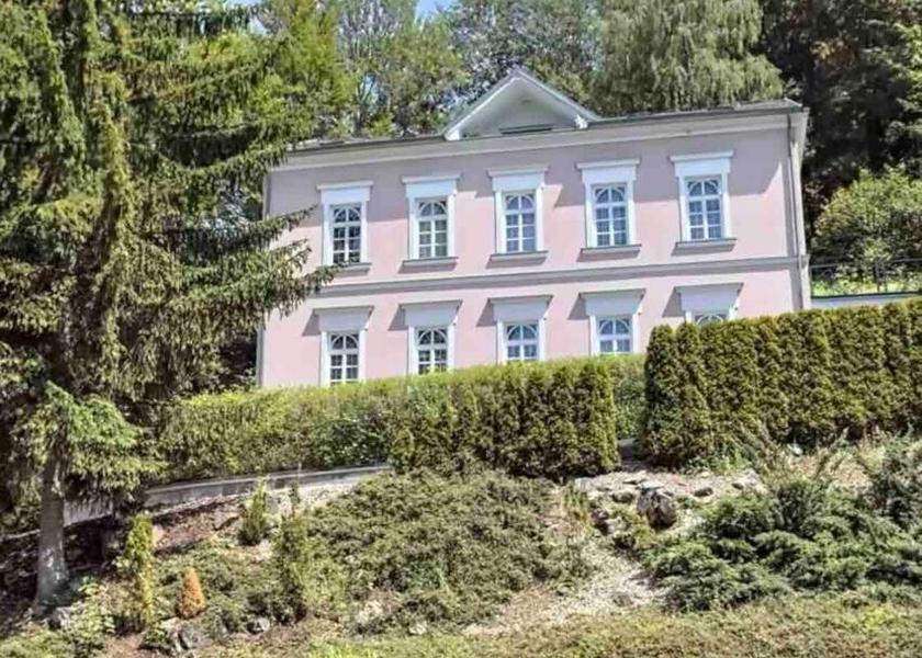 Karlovy Vary Region Marianske Lazne Exterior view