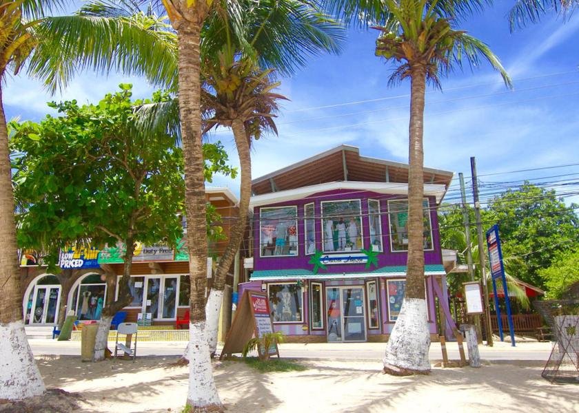 Bay Islands Roatan Hotel Exterior