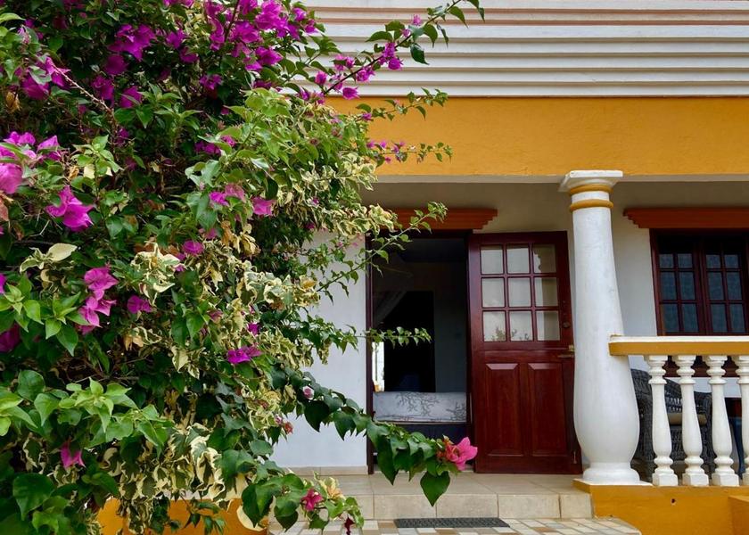 Bonaire Kralendijk Exterior view