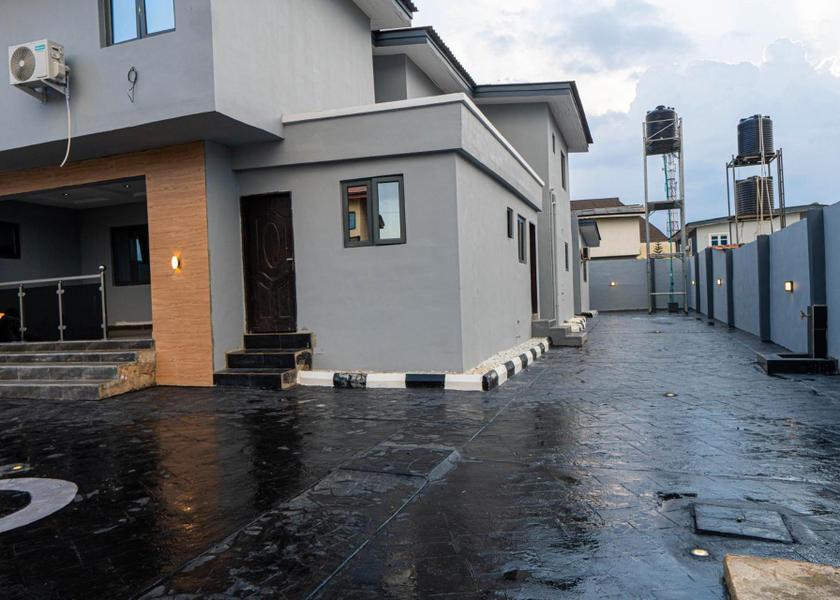Oyo Ibadan Exterior view