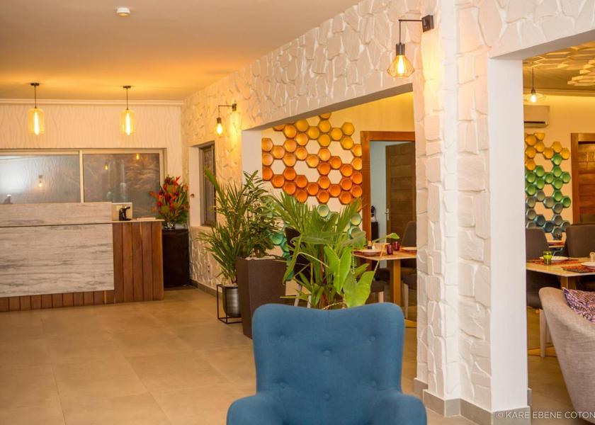  Cotonou Restaurant