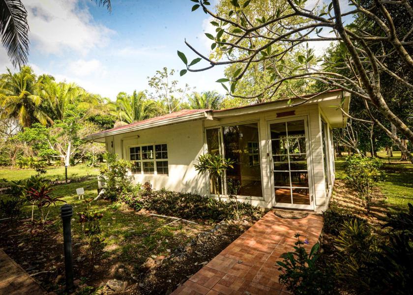 Cayo Belmopan Hotel Exterior
