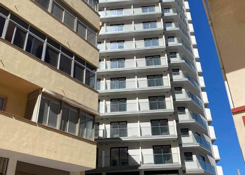  Gibraltar Exterior view