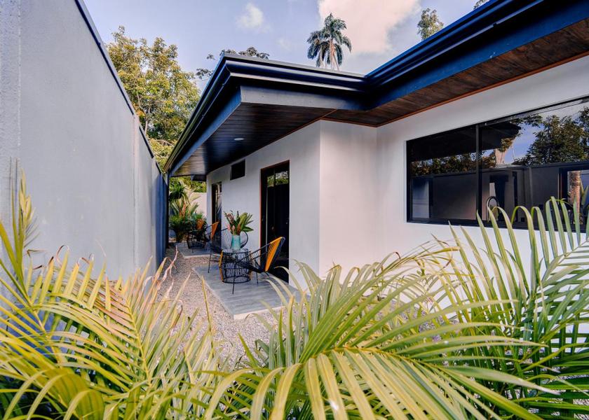 Limón Province Cahuita Facilities
