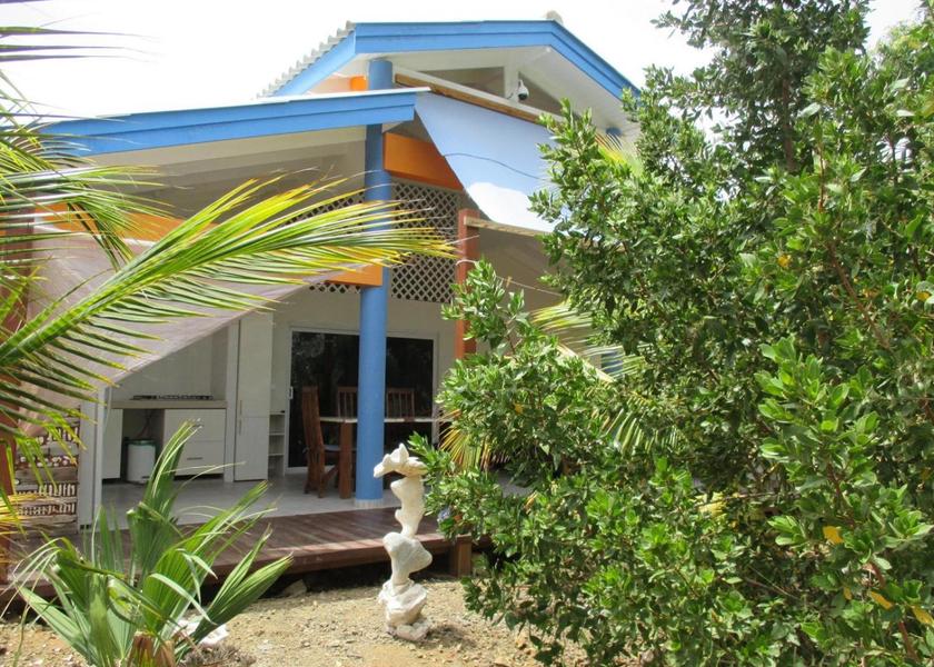  Soto Hotel Exterior