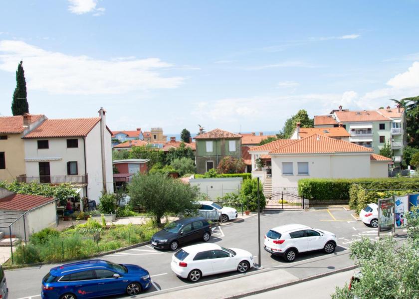  Izola 