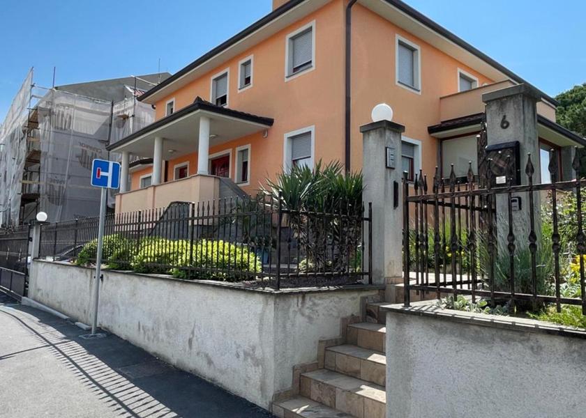 Izola 
