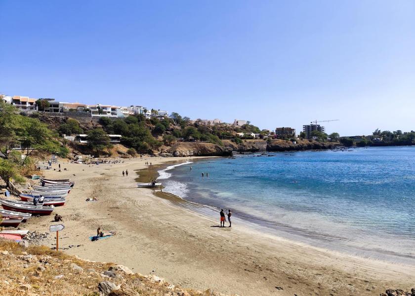  Praia Beach