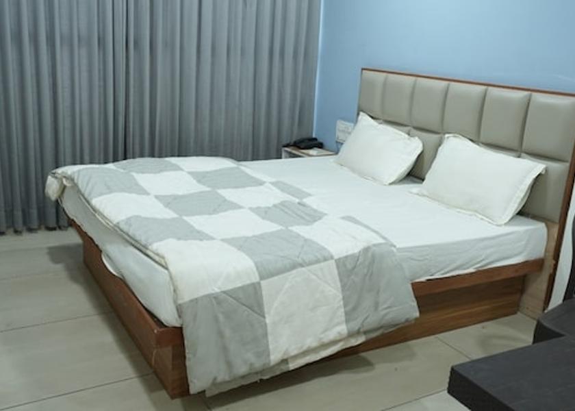 Gujarat Ahmedabad Deluxe Room