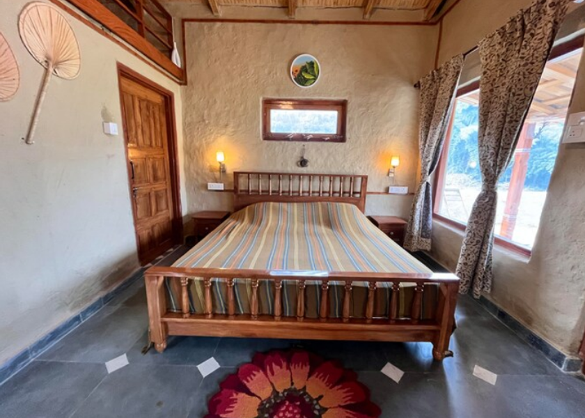 Uttar Pradesh Basti Mahua Chalet New
