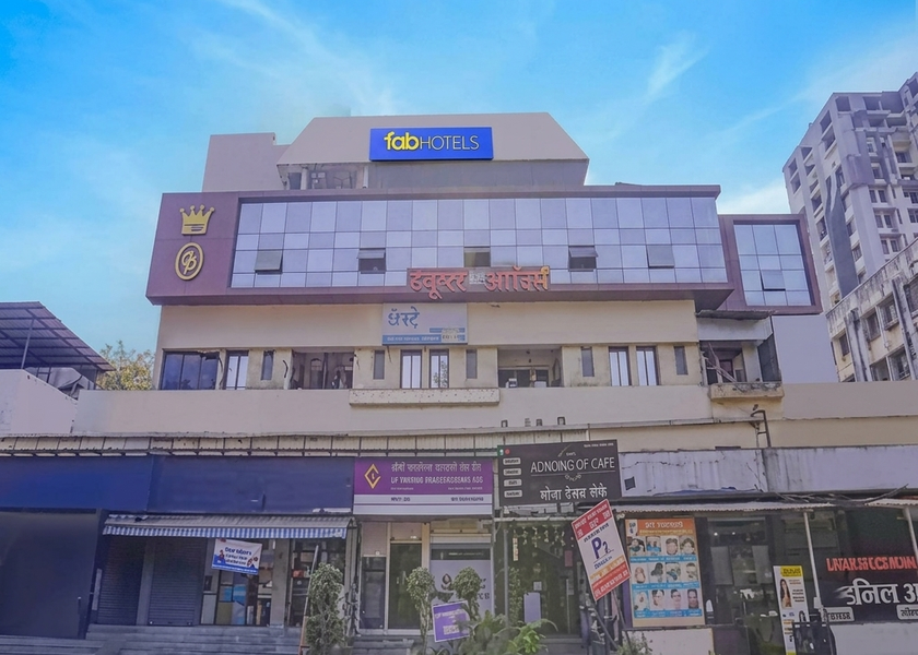 Maharashtra Kalyan Hotel Exterior