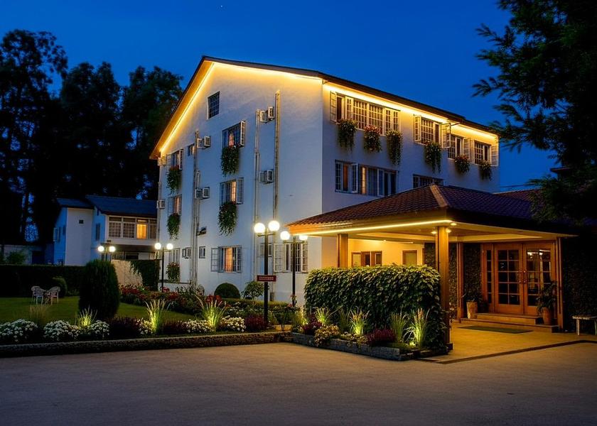 Jammu and Kashmir Srinagar Hotel View