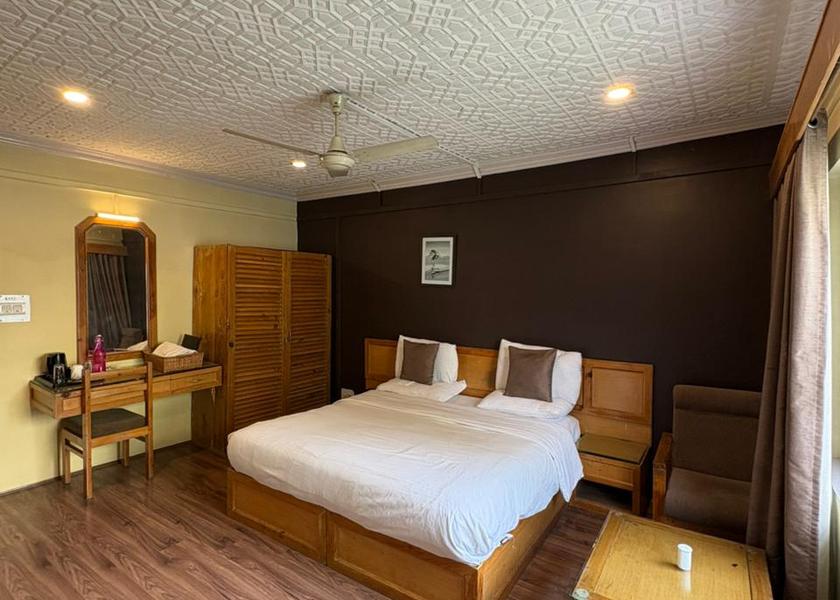 Jammu and Kashmir Srinagar Deluxe Room