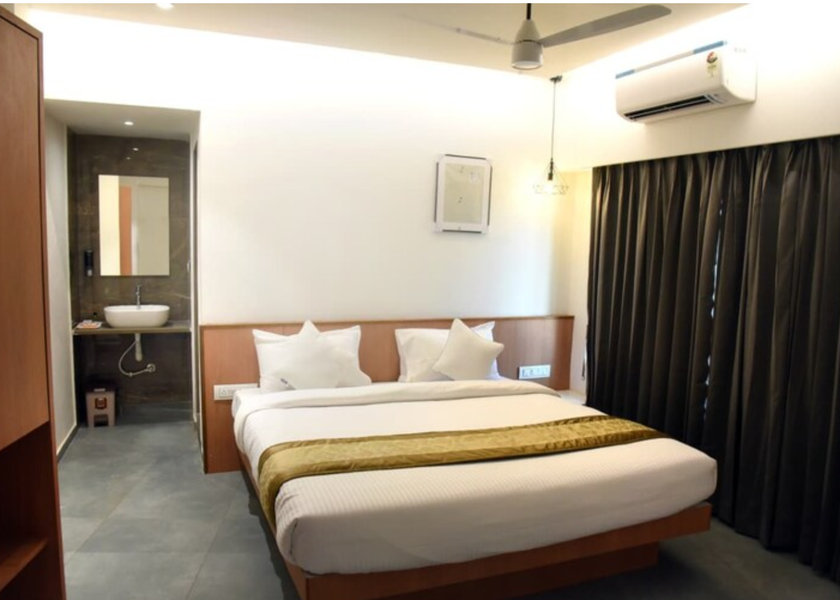Maharashtra Ratnagiri Hotel Exterior