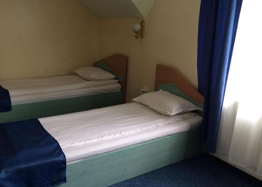 Cluj County Cluj-Napoca Triple Room with Private Bathroom
