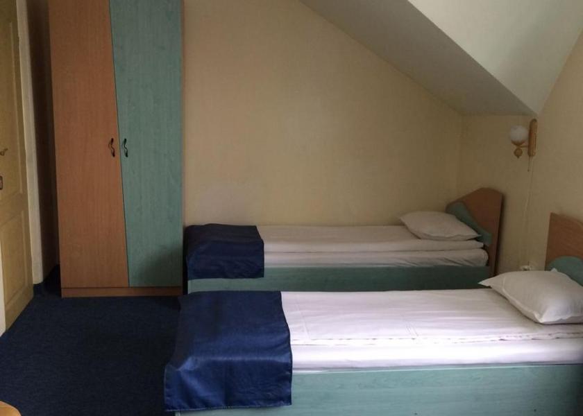 Cluj County Cluj-Napoca Triple Room with Private Bathroom