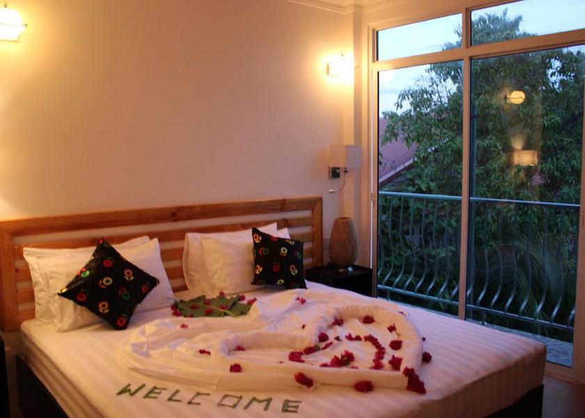 North Ari Atoll Maayafushi Deluxe Room with Air Conditioning