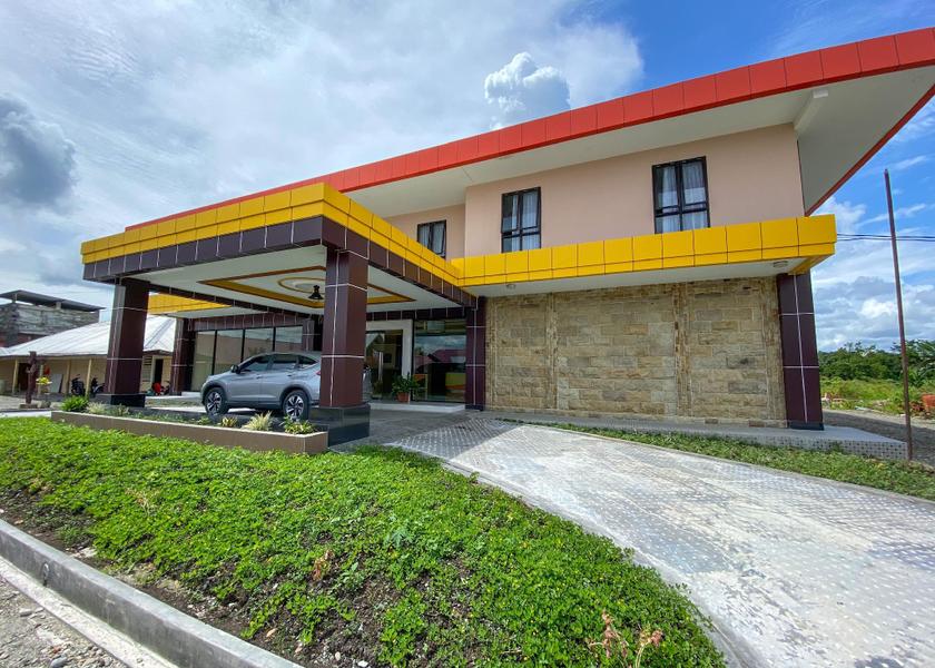 Central Papua Timika Entrance