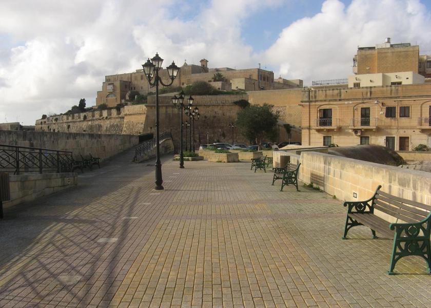 South Eastern Region Floriana Surrounding environment
