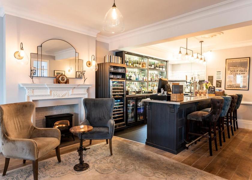 England Isles of Scilly Bar/lounge