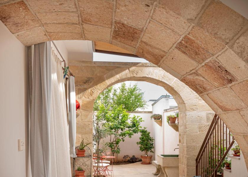 Puglia Martano Exterior view