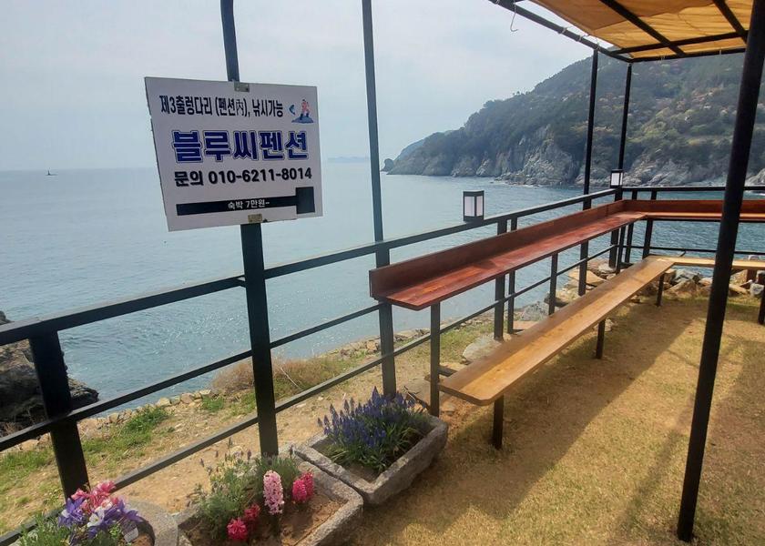 South Gyeongsang Tongyeong Coffee shop