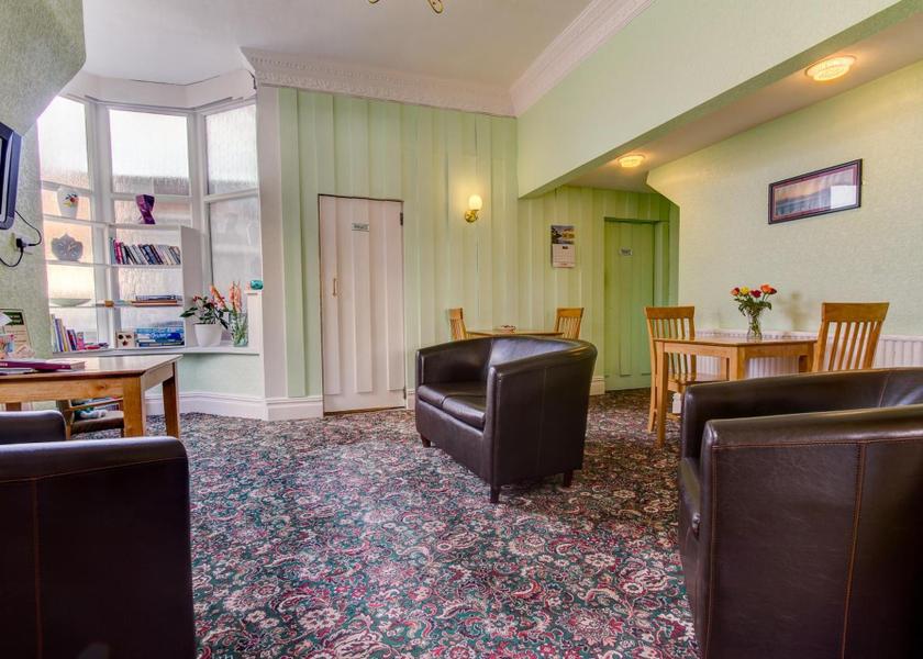 England Lytham St. Anne's Shared lounge/TV area