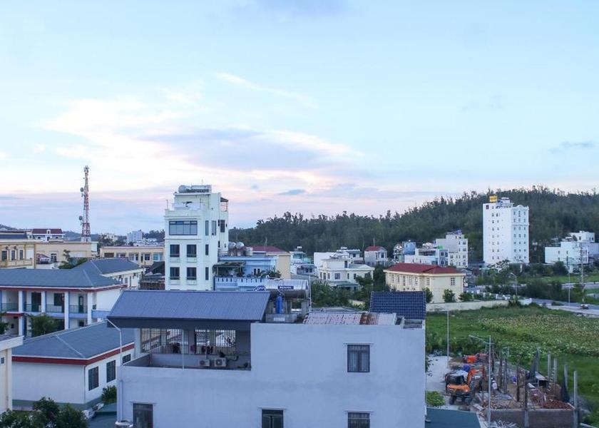 Quang Ninh Province Co To Exterior view