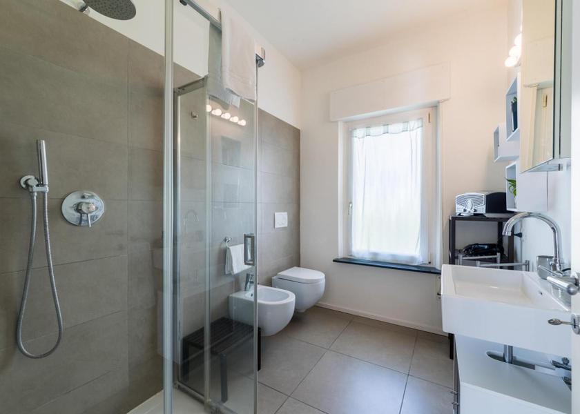 Trentino-Alto Adige Arco Triple Room with Private Bathroom