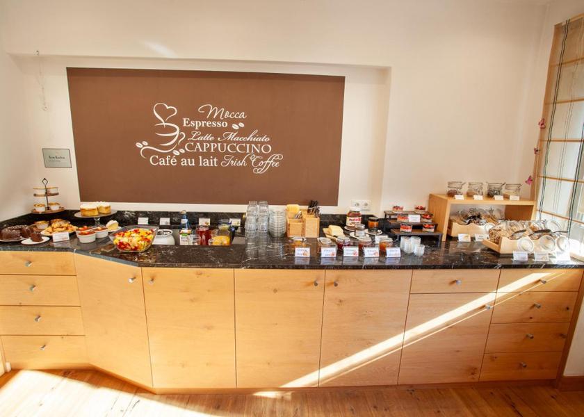Trentino-Alto Adige Naturno Food and beverages