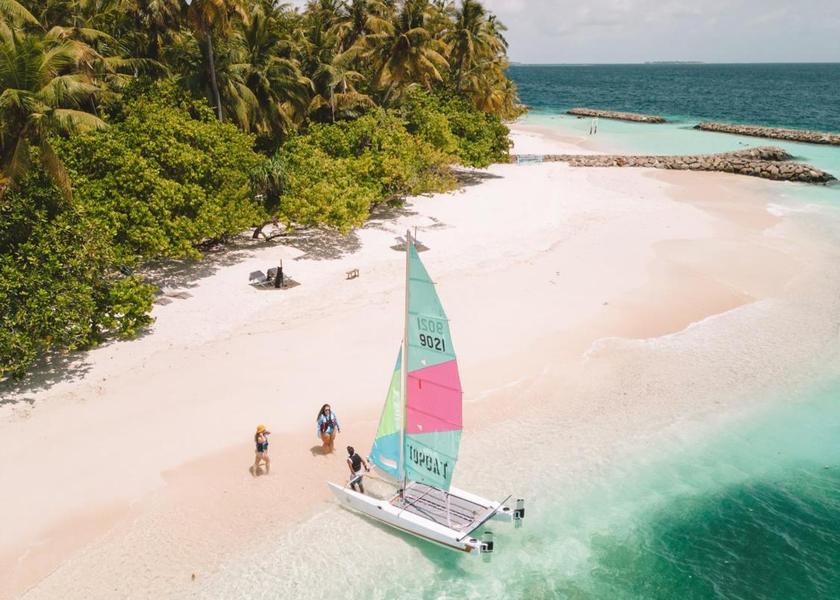 Baa Atoll Kendhoo Attractions