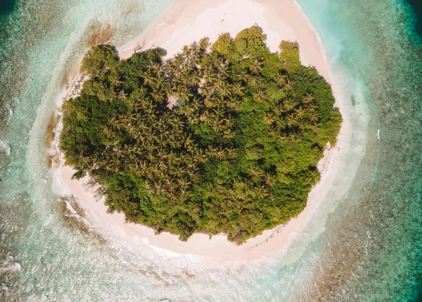 Baa Atoll Kendhoo Surrounding environment