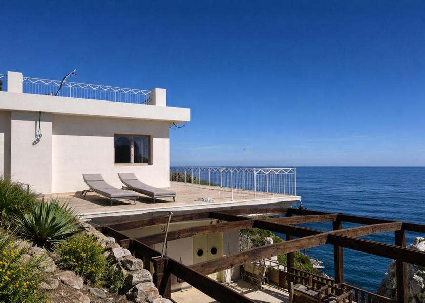 Sicily Bagheria Surrounding environment