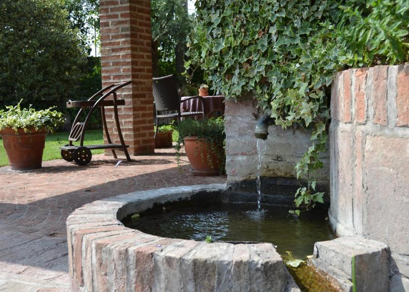 Lombardy Borgo Virgilio Garden