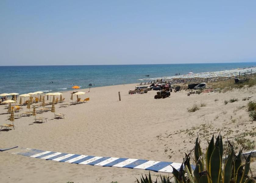 Puglia Castellaneta Beach