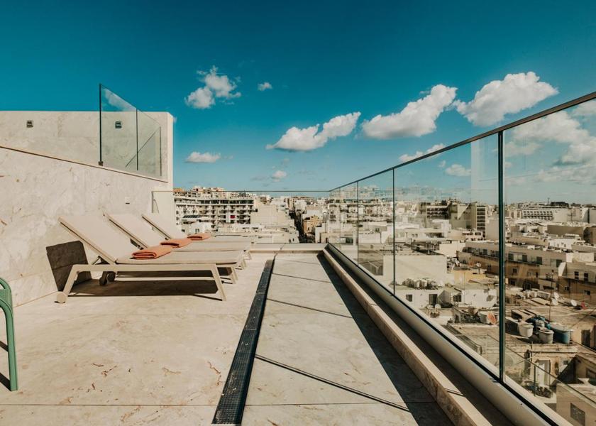 Central Region Gzira Balcony/terrace