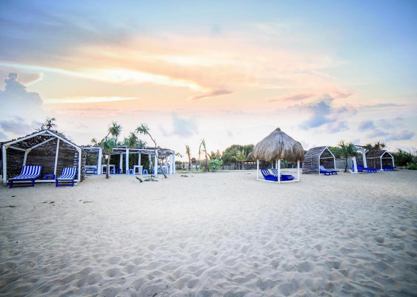 Eastern Province Kumpurupiddi Beach