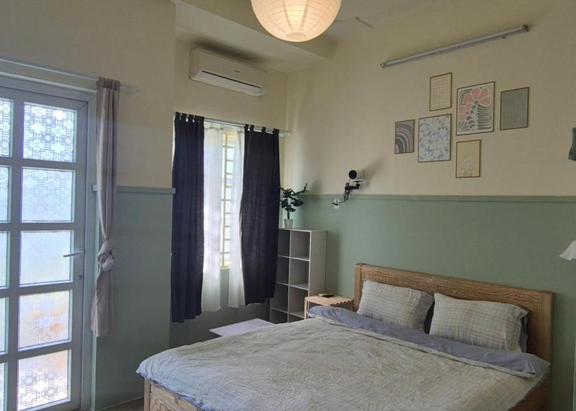 Quang Ngai Province Quang Ngai King Room with Balcony