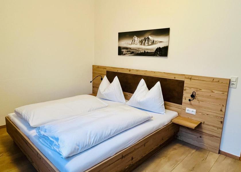 Salzburg State Zell am See Three-Bedroom Apartment, Top 2