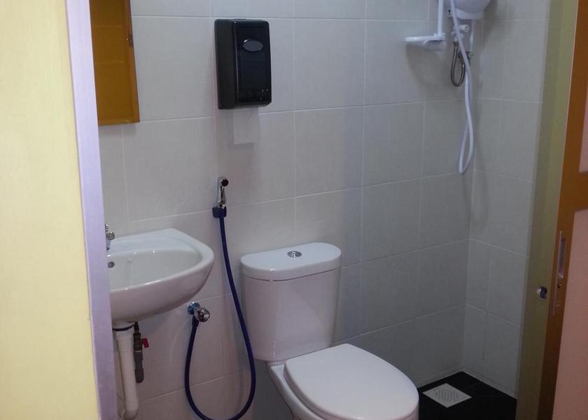 Johor Batu Pahat Double Room with Private Bathroom
