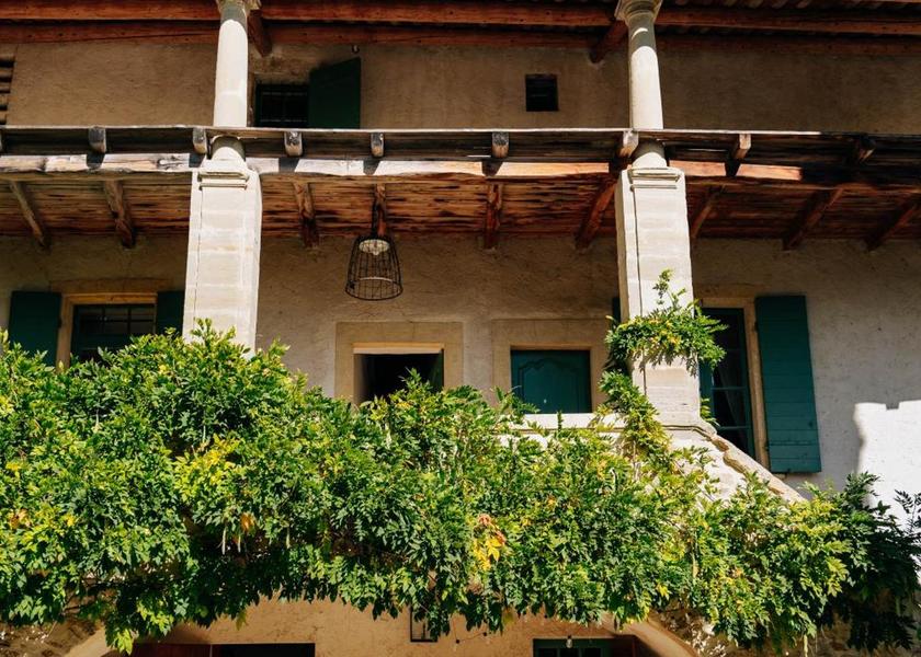 Occitanie Laudun Balcony/terrace