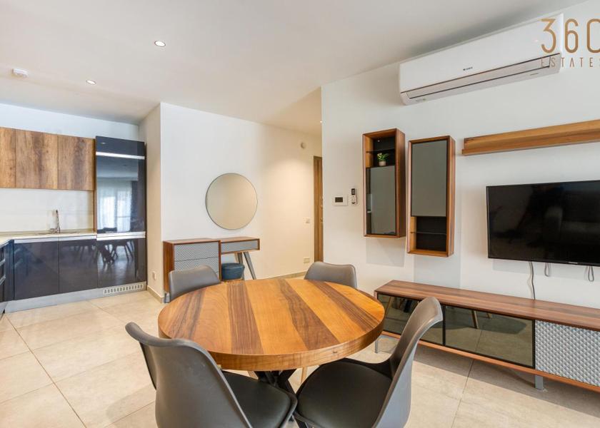 Northern Region Swieqi Shared lounge/TV area